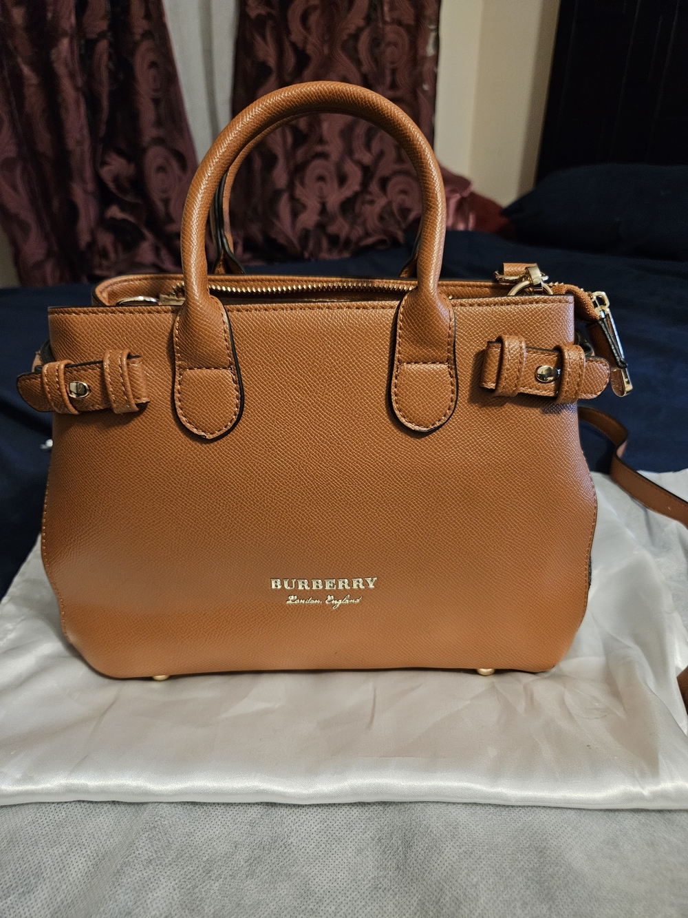 Burberry Tan Leather Crossbody Bag with Signature Check Side - Picture 4 of 6